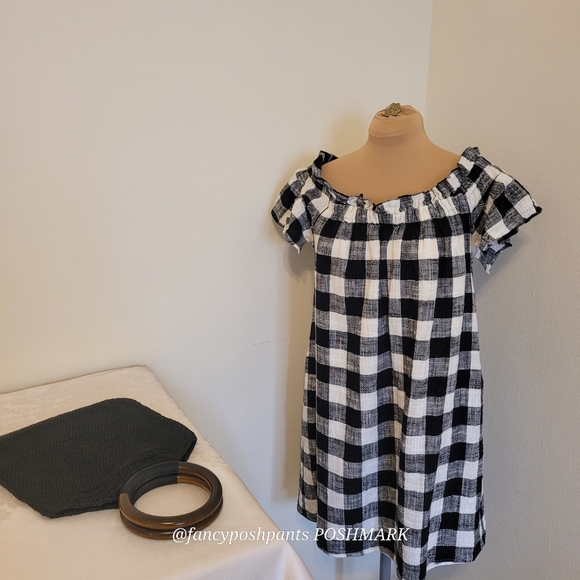 ANTHRO Corey Lynn Calter bloggers fav! off-shoulder gingham summer dress pockets - Picture 13 of 17